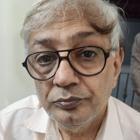 Dr. Vashdev T Khithani
