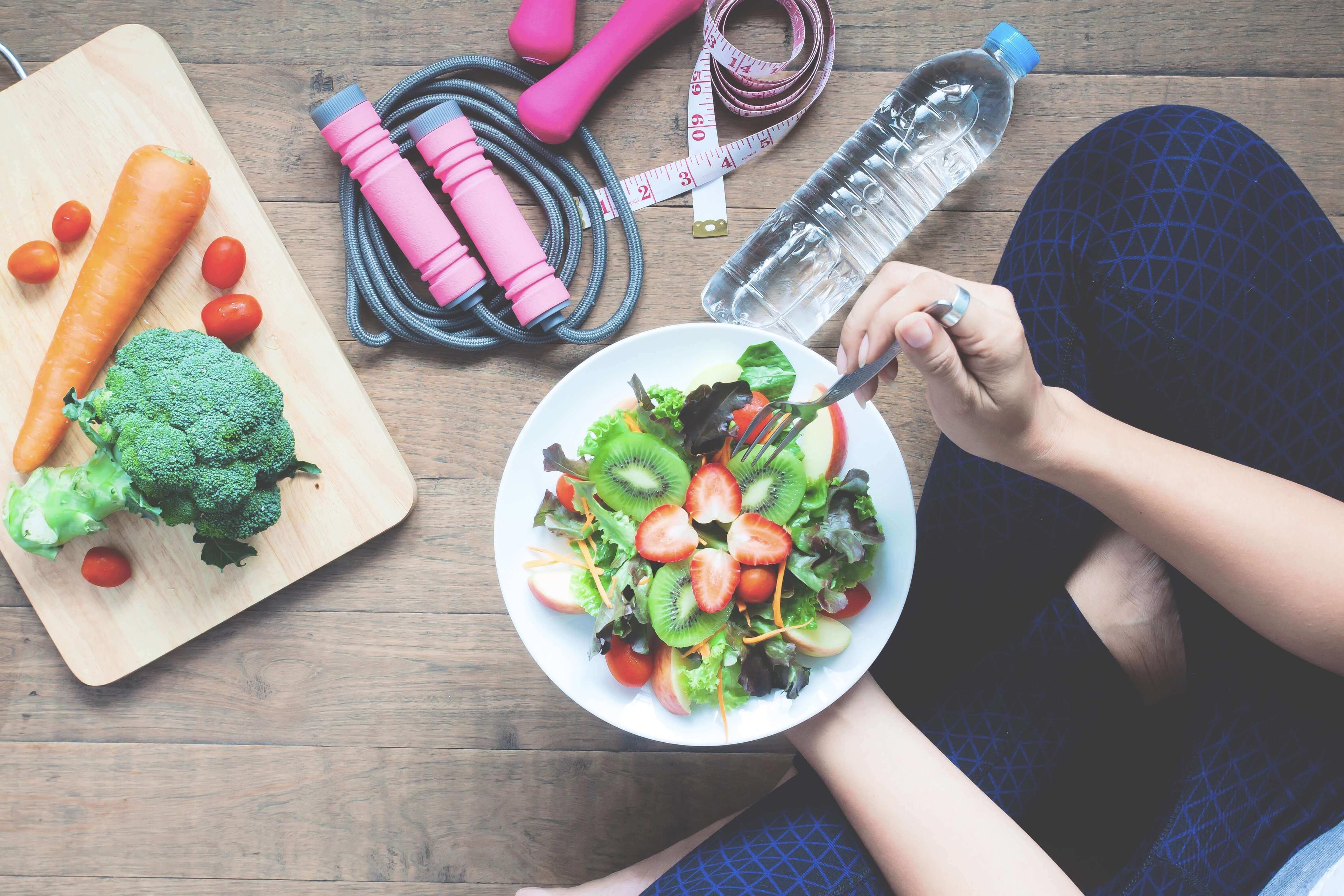 तुमचे अन्न आणि जीवनशैली निवडी तुमच्या रोगप्रतिकारक शक्तीशी तडजोड करत आहेत का?