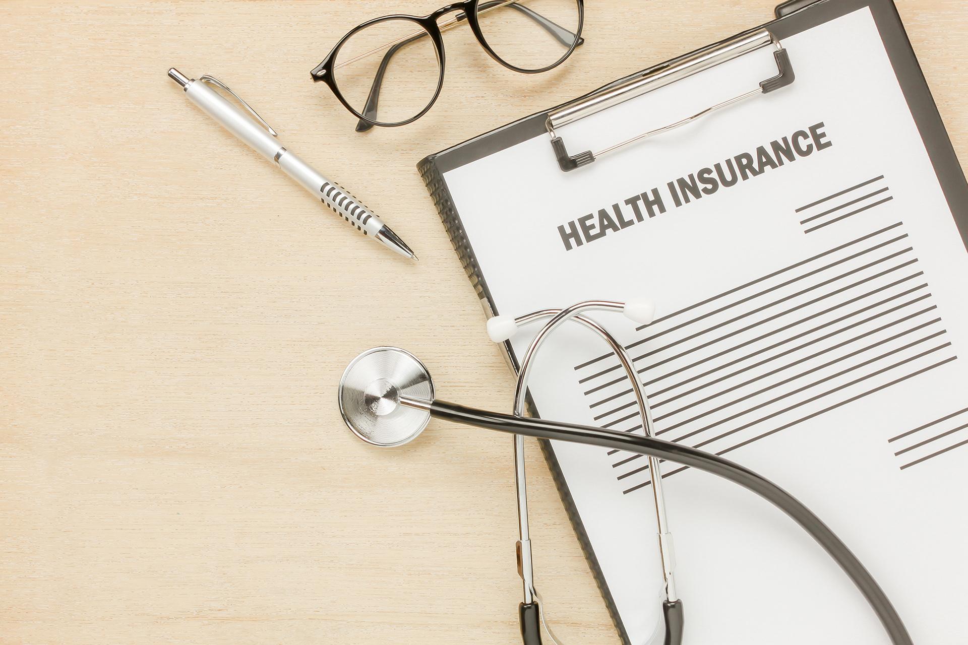 अपने लिए सही योजना चुनने के लिए 7 महत्वपूर्ण स्वास्थ्य बीमा पैरामीटर