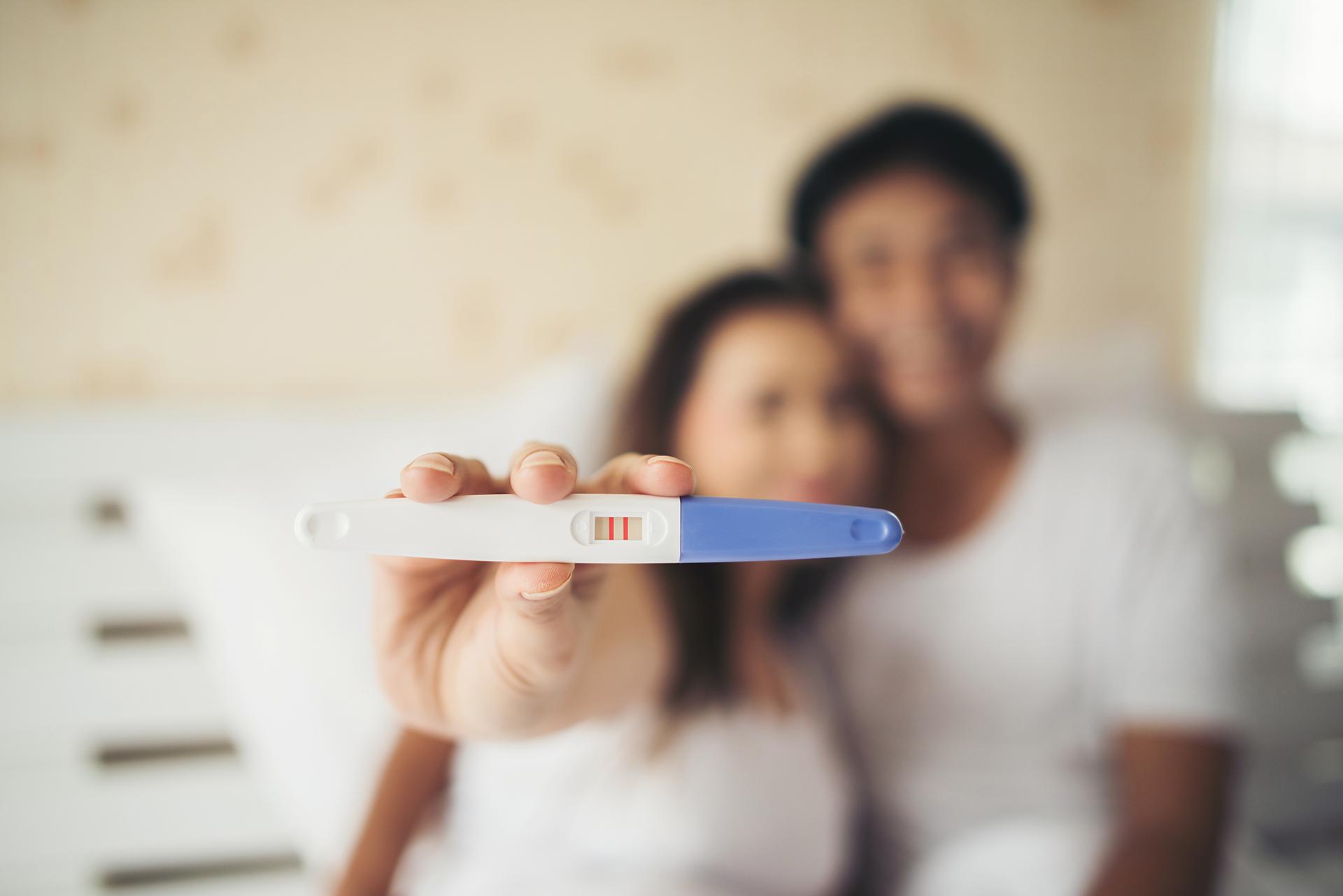 घरी गर्भधारणा तपासण्यासाठी शीर्ष 7 नैसर्गिक आणि घरगुती चाचण्या