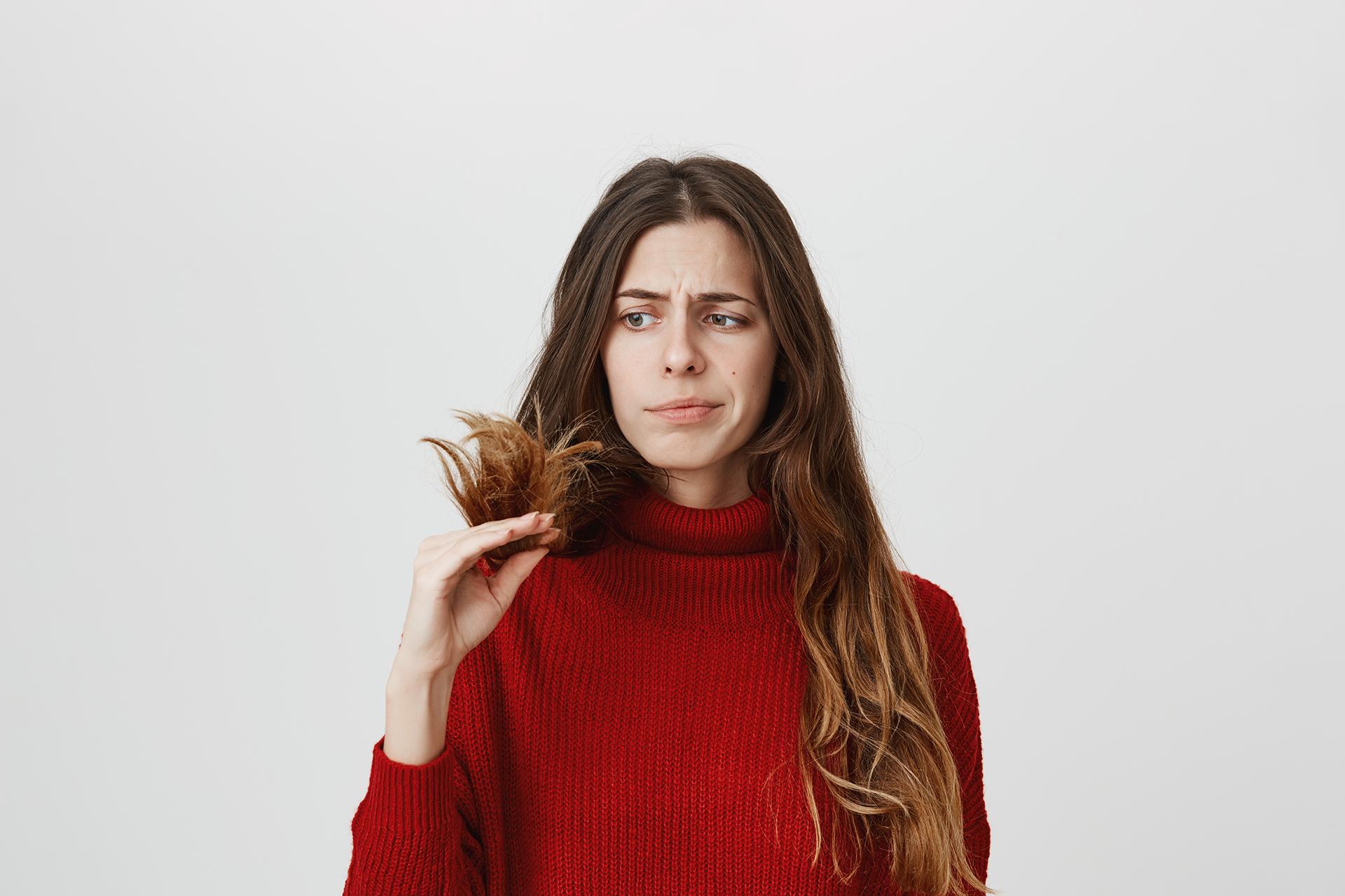 Split Ends(Trichoptilosis): Home Remedies to Fix it At Once