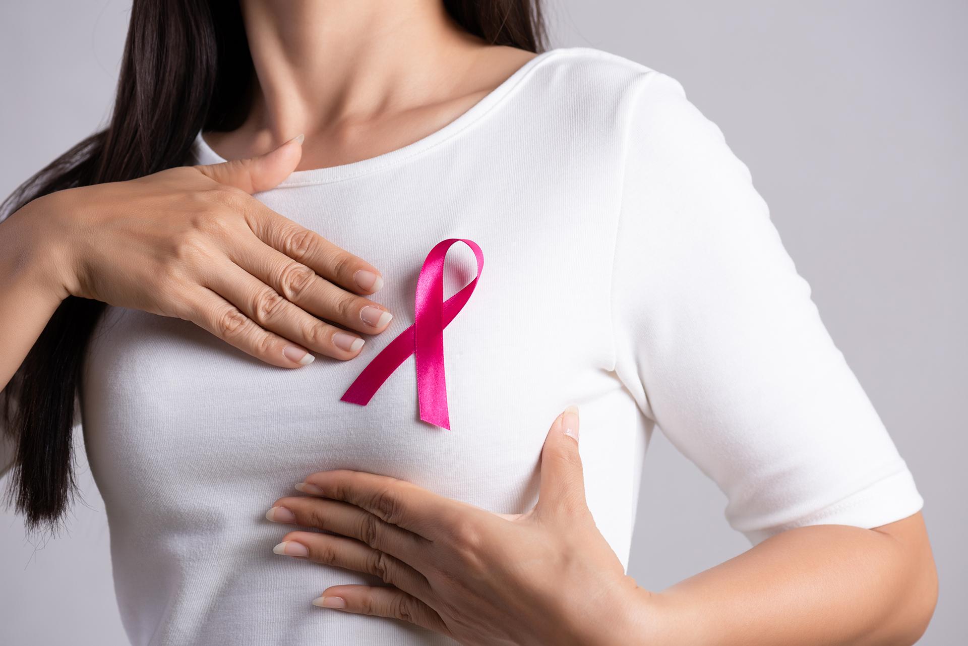 Breast Cancer: Causes, Symptoms, Home Test and Treatment