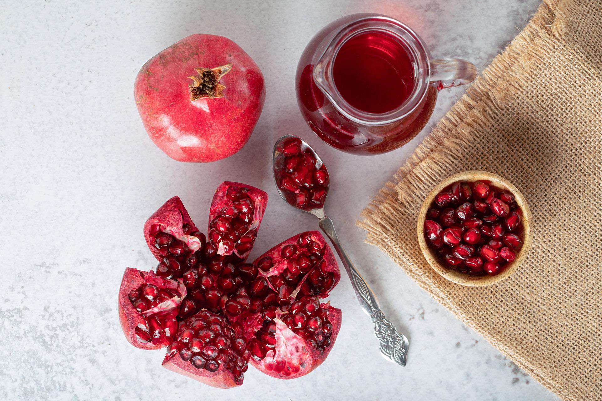 Pomegranate Benefits: Nutritional Value and Advantages