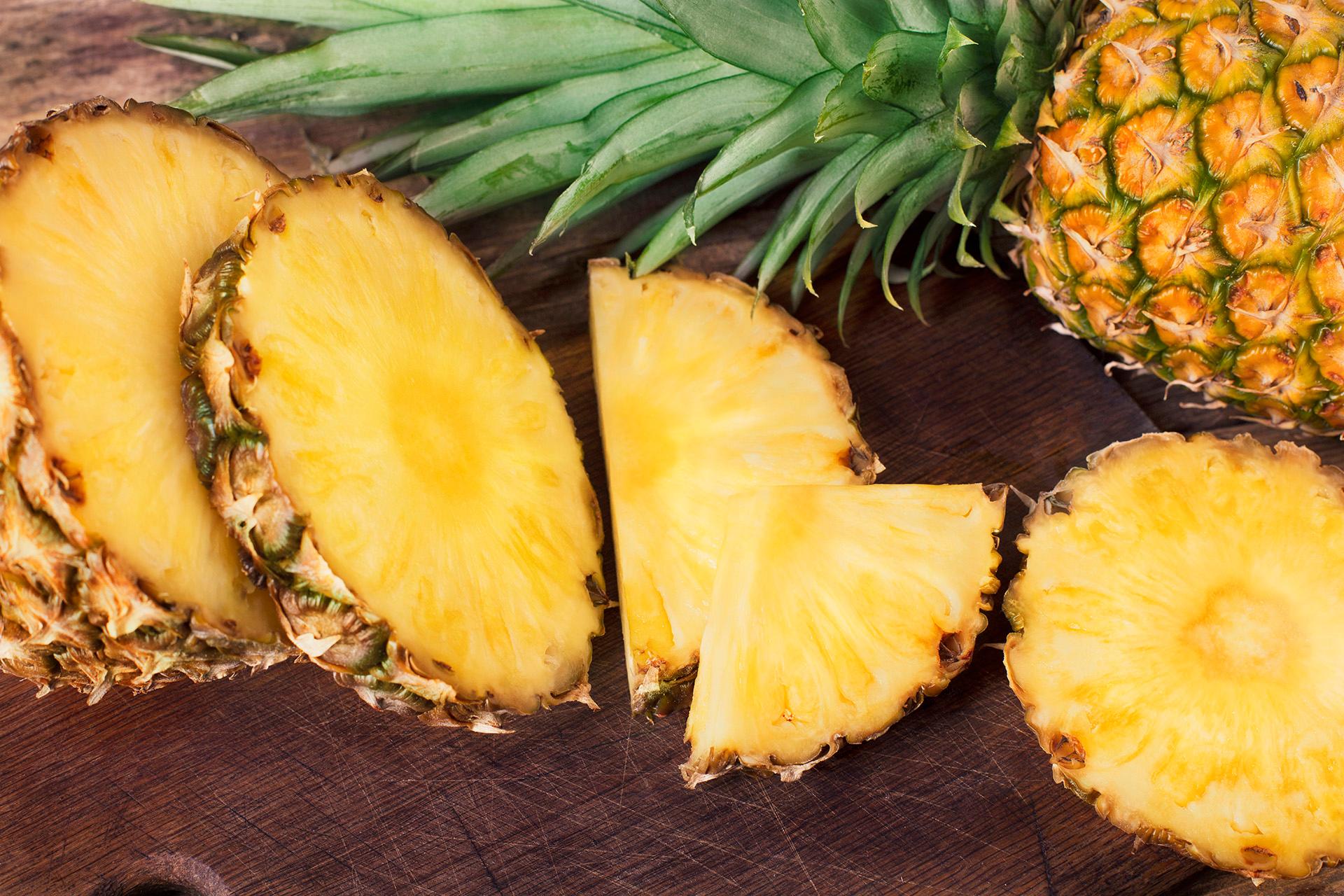 Health Benefits of Pineapple, Nutrition Value, Side Effects