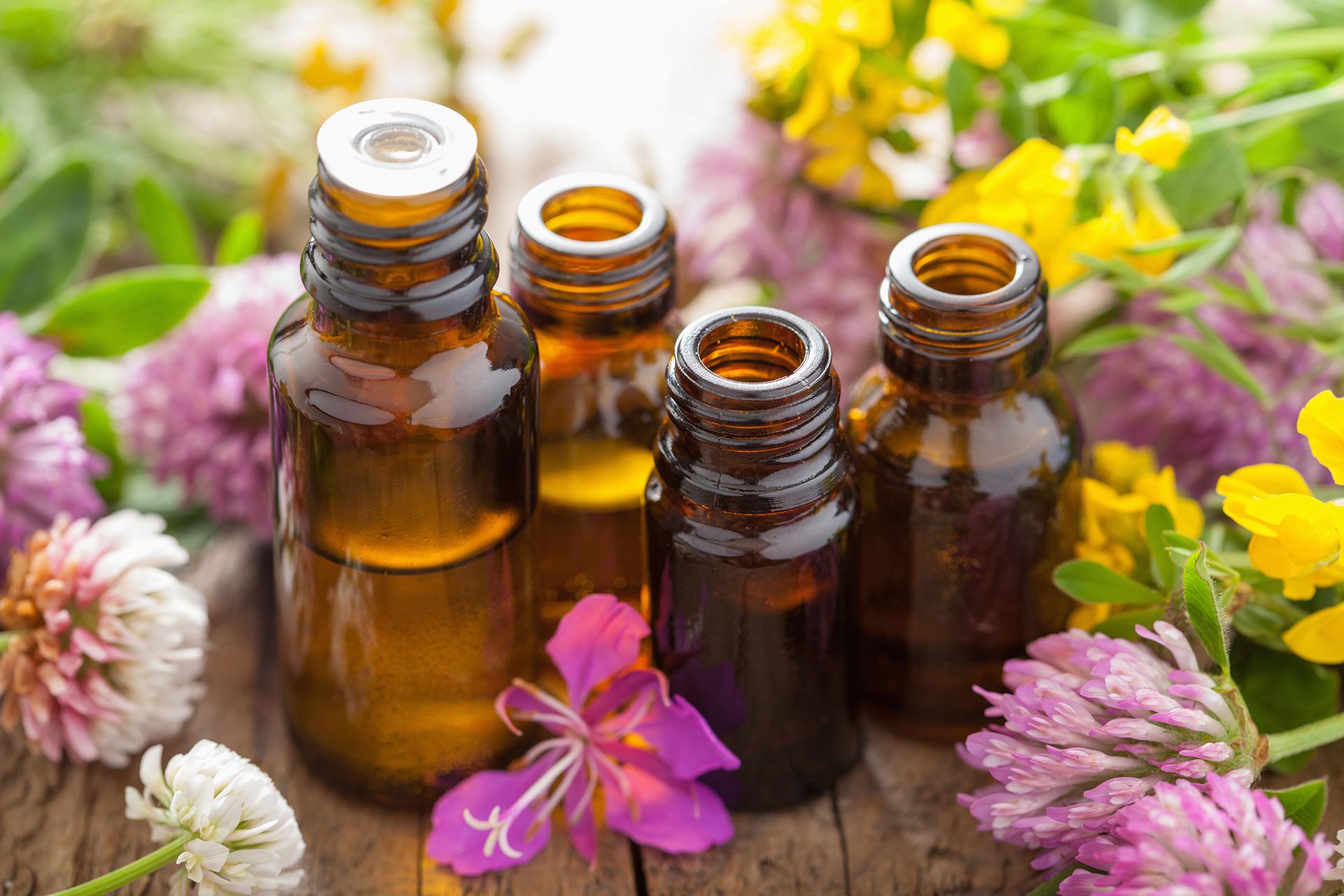 Essential Oils’ Benefits: 5 Essential Oils to Use in Summer