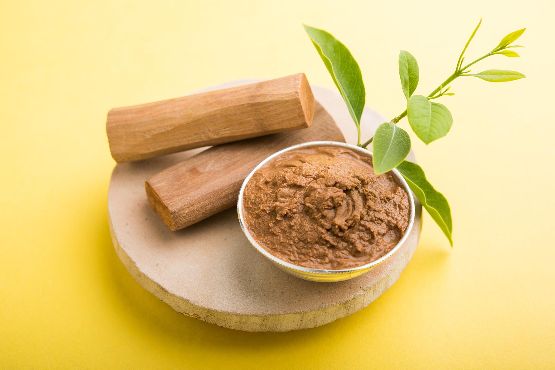 What is Sandalwood Oil? Health Benefits &amp; Traditional Uses