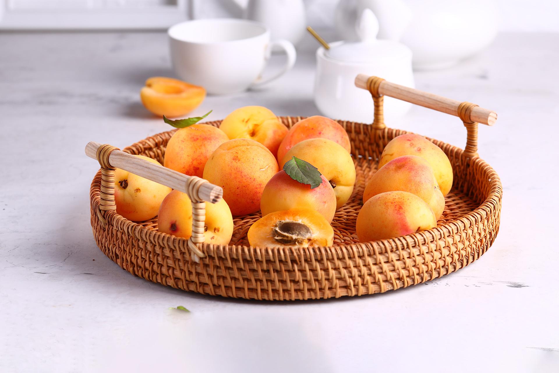 6 Apricot Health Benefits and Nutrition Value