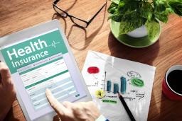 सर्वोत्तम खाजगी आरोग्य विमा: फायदे आणि घटक