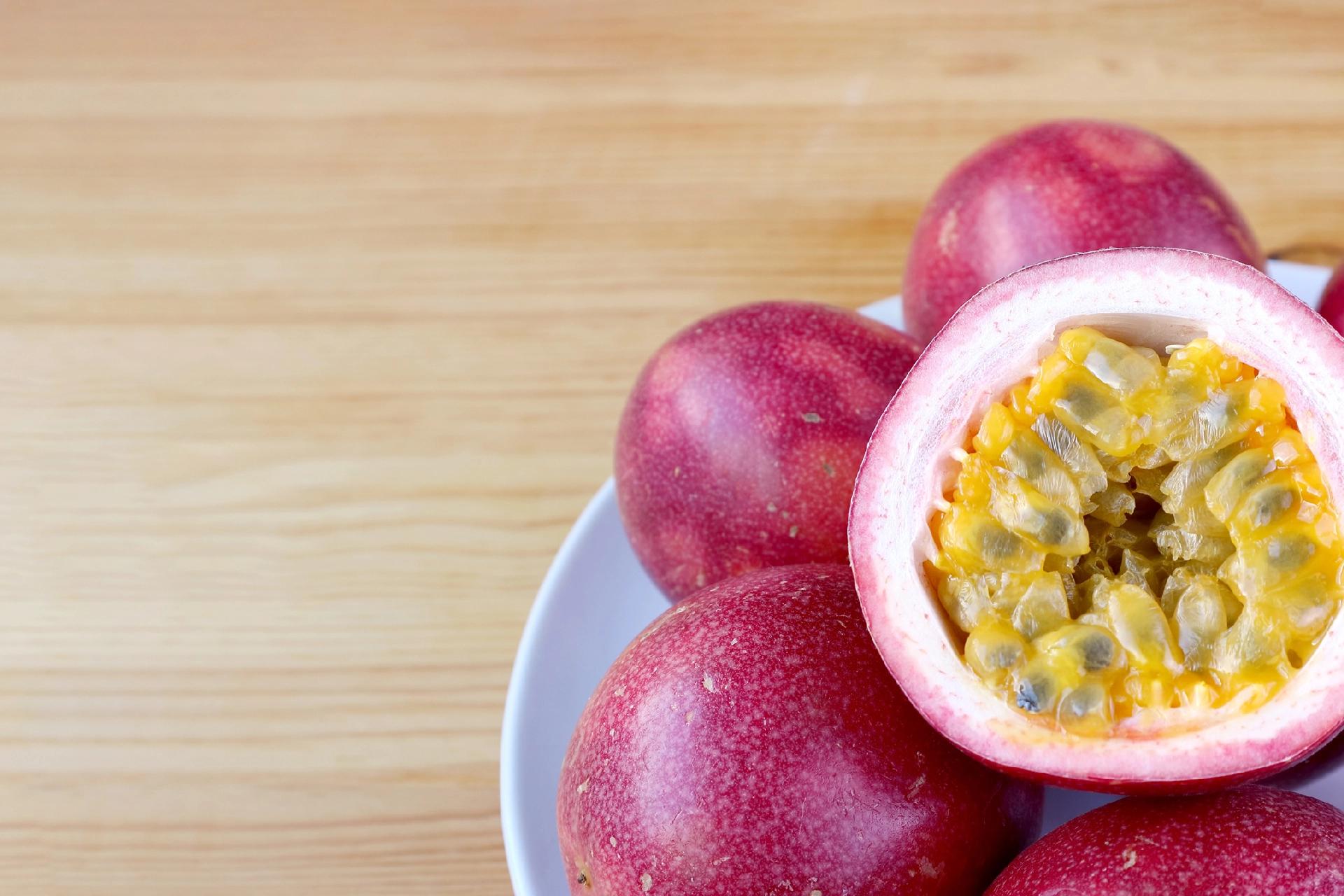 A Comprehensive Guide on Boosting your Health and Immunity With Passion Fruit