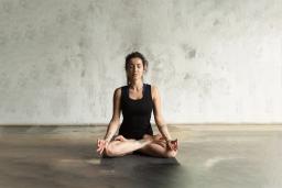 All you Need to Know About Bhastrika Pranayama, Benefits, Steps and More