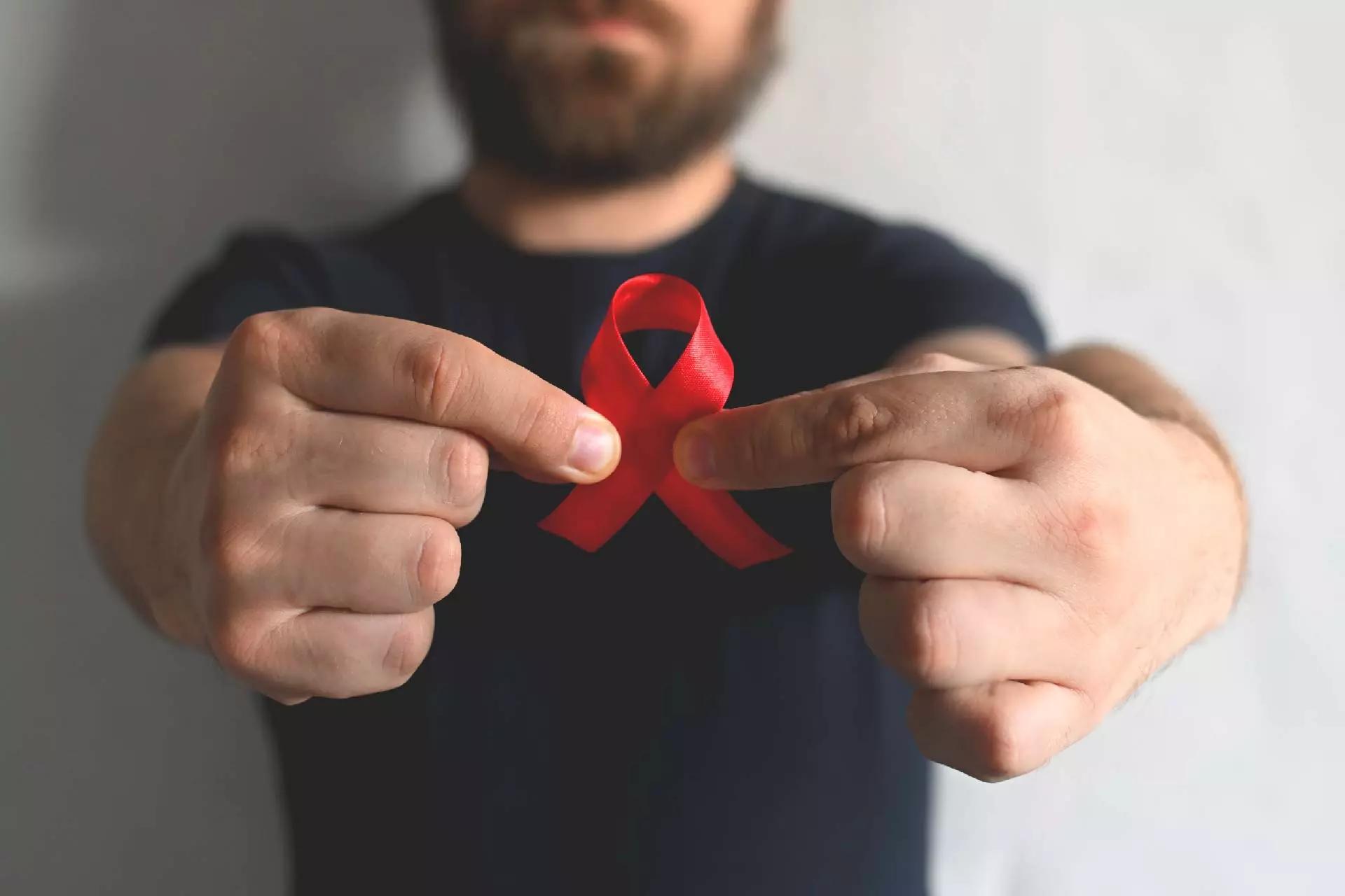 HIV Symptoms in Men: Specific Warning Signs to Watch Out For